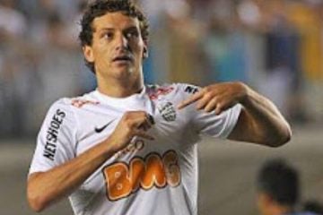 6 ídolos recentemente aposentados que deixaram saudades na torcida do Santos