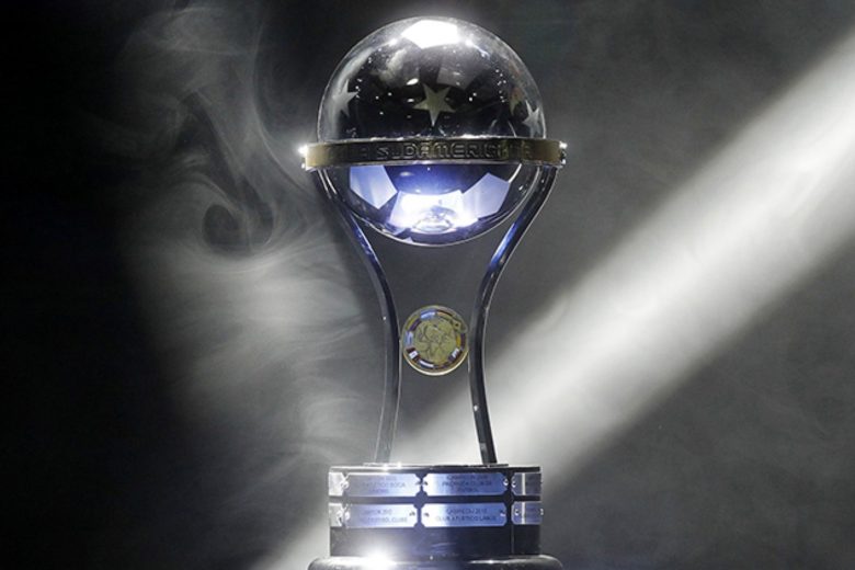 DAZN exibirá finais de Internacional e São Paulo na Copa Sul-Americana; confira datas e horário