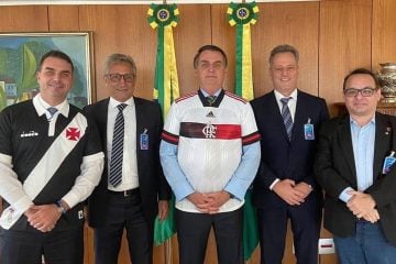 Por que o encontro de Bolsonaro com presidentes de Flamengo e Vasco foi tão criticado?