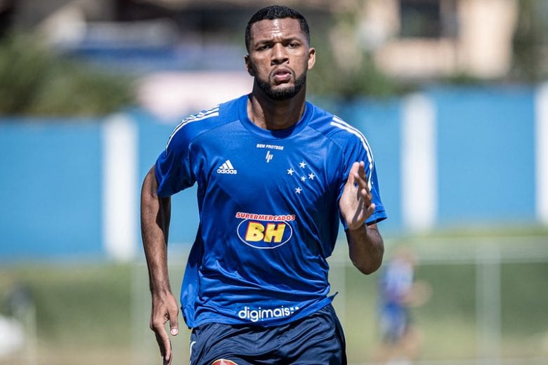 Thiago elogia início do trabalho de Enderson no Cruzeiro e diz que Moreno e CR7 são suas referências no futebol