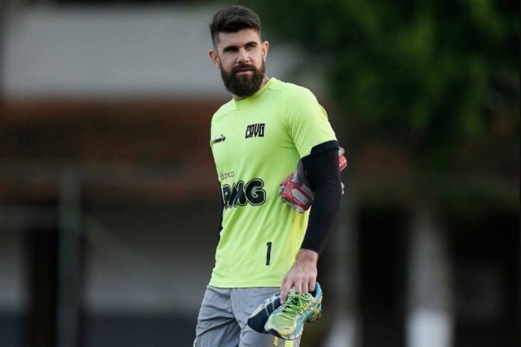Fernando Miguel fala do reinício dos treinos no Vasco