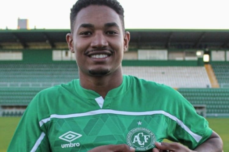 Chapecoense anuncia a contratação de Fernandinho, ex-Bahia