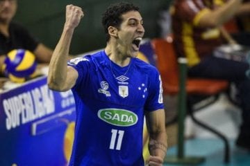 Após Cachopa, Cruzeiro renova contrato do ponteiro Rodriguinho