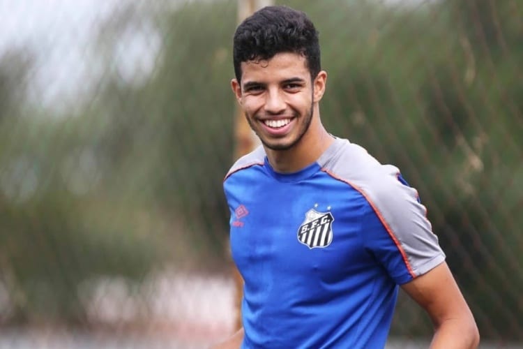 Santos faz acordo com a Sampdoria para receber por Kaique Rocha