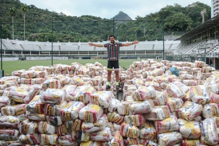 Fluminense inicia doação de cestas do ‘Tour de Fred’