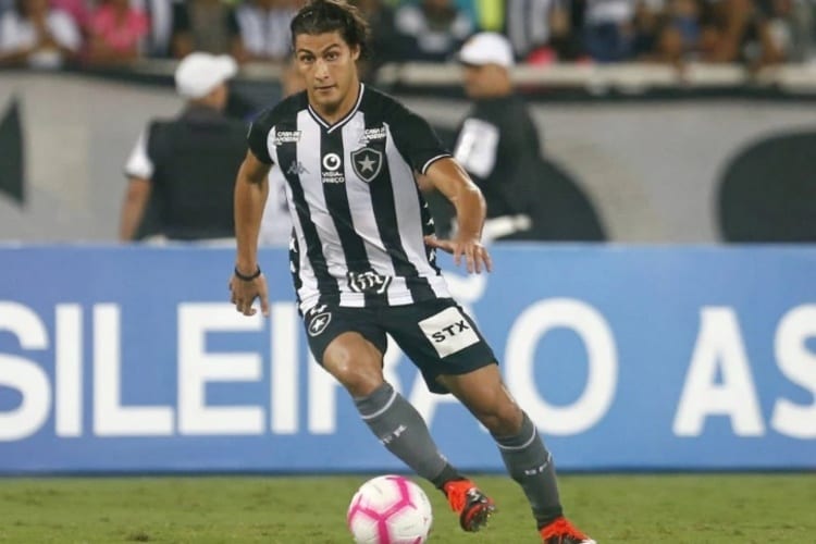 Botafogo terá reunião com Corinthians por Marcinho