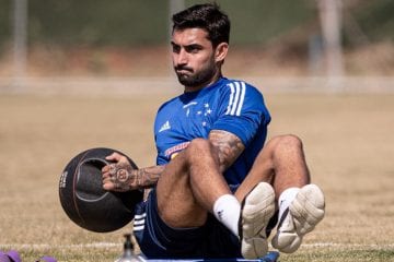 Após empréstimos, Patrick Brey destaca ganho de experiência em retorno ao Cruzeiro