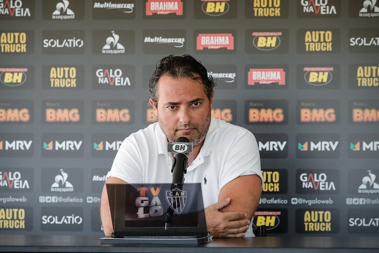 Diretor do Atlético faz campanha para adesão ao sócio e marca de 50 mil camisas vendidas