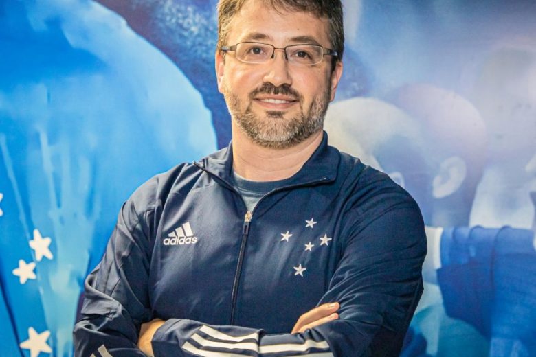 Cruzeiro anuncia volta de André Araújo ao marketing; clube terá novo chefe na comunicação