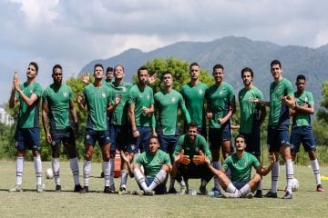 Jogadores do Fluminense publicam manifesto contra volta do Campeonato Carioca