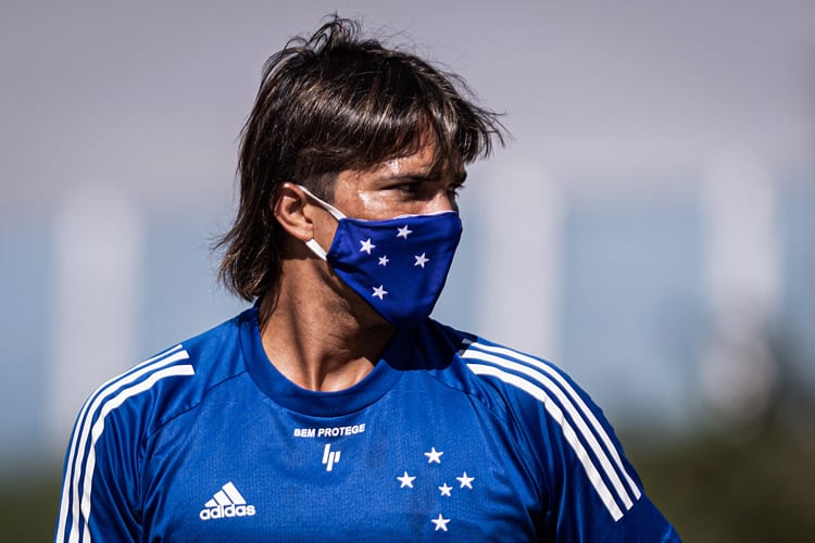 Moreno revela dificuldade na readaptação, vê paralisação como oportunidade e promete Cruzeiro com identidade