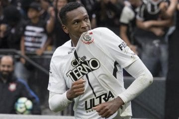 Corinthians: Nagoya Grampus confirma rescisão de contrato de Jô, mas leva caso à Fifa