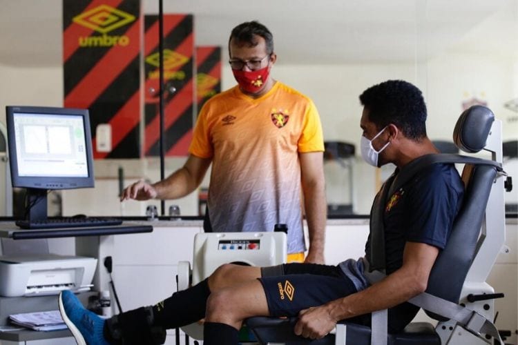 Seguindo avaliações físicas no Sport, Hernane acredita em futebol ‘igualado’ no retorno
