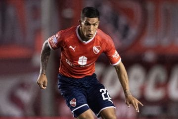 Presidente do Cruzeiro revela valor que Independiente quer por Romero e comenta negociações