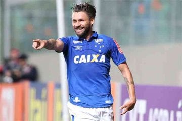 Cruzeiro recebe ordens de pagamentos da Fifa por negociações envolvendo Rafael Sobis e Pedro Rocha