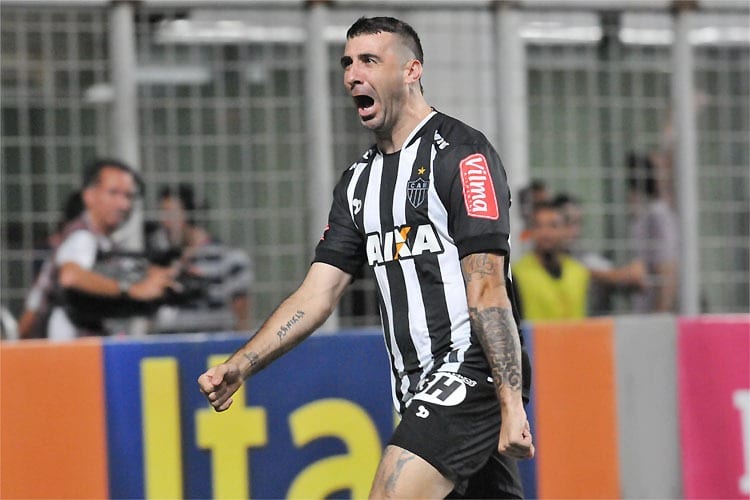 ‘Não falamos de Pratto enquanto não definirmos Di Santo’, diz empresário sobre negociações com Atlético