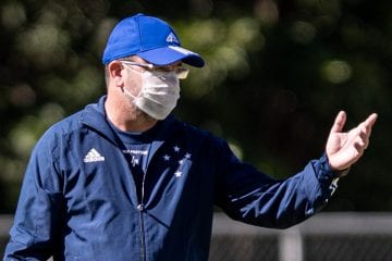 Enderson Moreira analisa retorno de Henrique ao Cruzeiro: ‘Acostumado com grandes decisões’