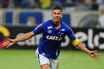 #ForçaHenrique: após acidente, torcedores do Cruzeiro criam hashtag em apoio ao jogador