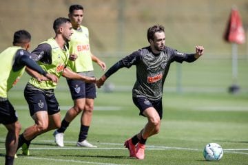 Hyoran pede segurança para volta do futebol e comemora adaptação ao ‘estilo Sampaoli’ no Atlético