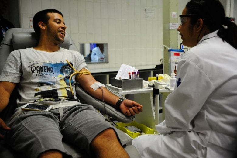 OMS incentiva doações de sangue durante pandemia