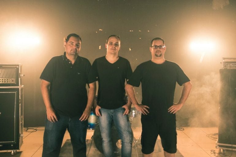 Banda DR80 faz live beneficente para arrecadar fundos à Apae de Itabira