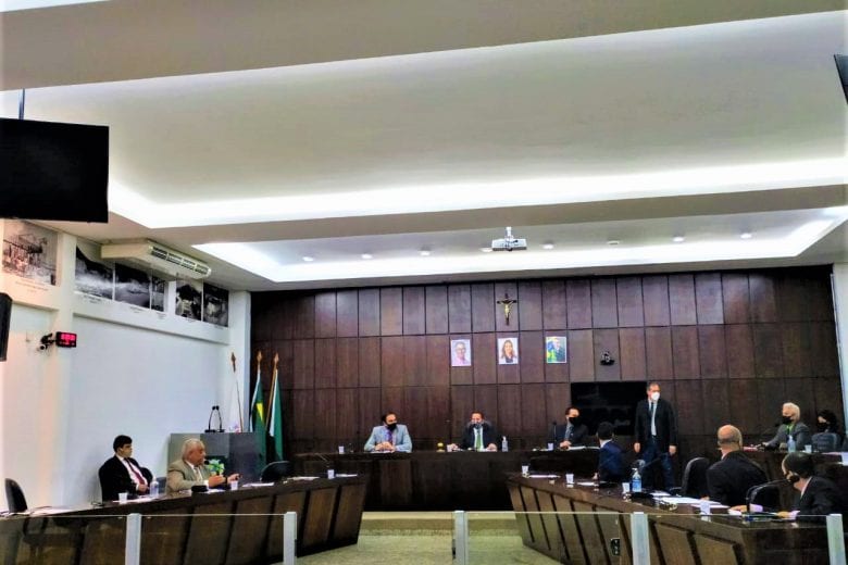 Câmara de Monlevade funciona em novo horário na próxima semana