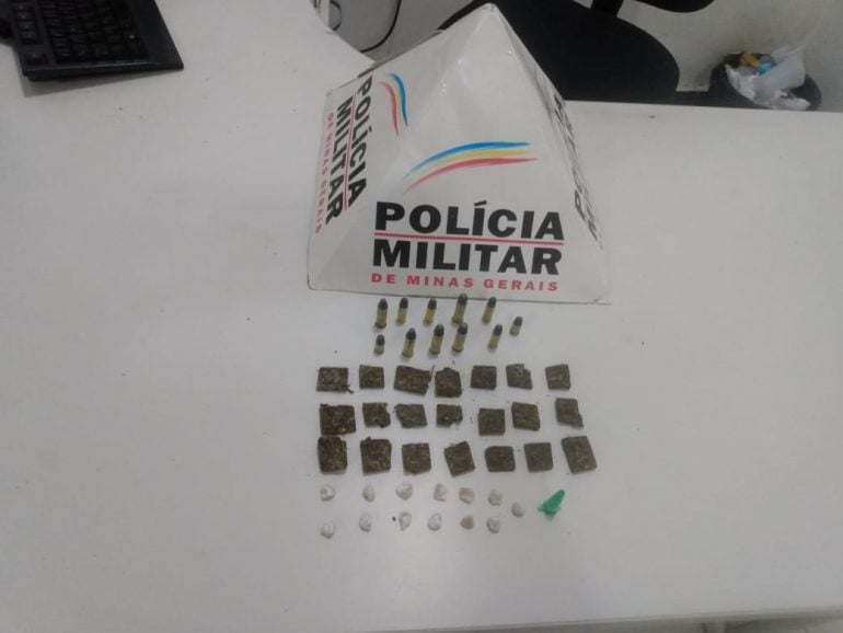 Polícia Militar apreende maconha, crack e cocaína em Itabira