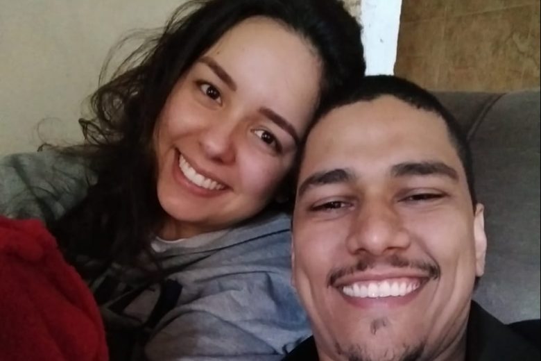Sonho realizado na pandemia: casal ganha cerimônia restrita aos noivos