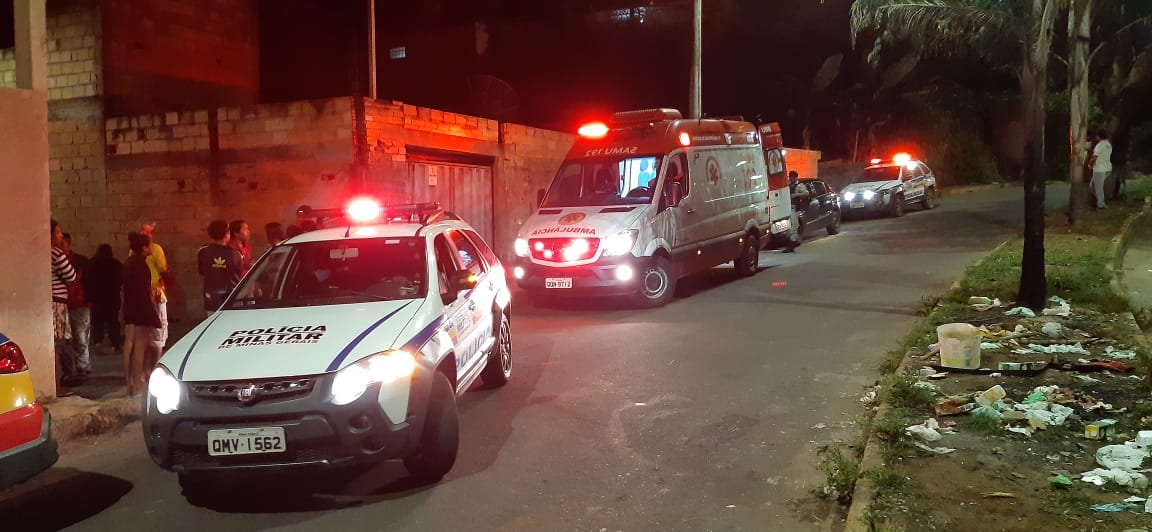 Homem é baleado na boca, na mão e nas nádegas no Gabiroba