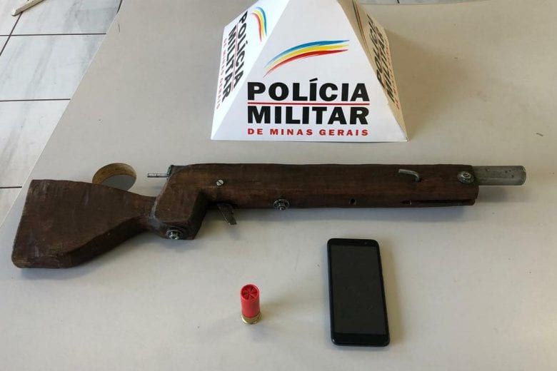 Homem é preso ao ser flagrado com arma de fabricação caseira em Itabira
