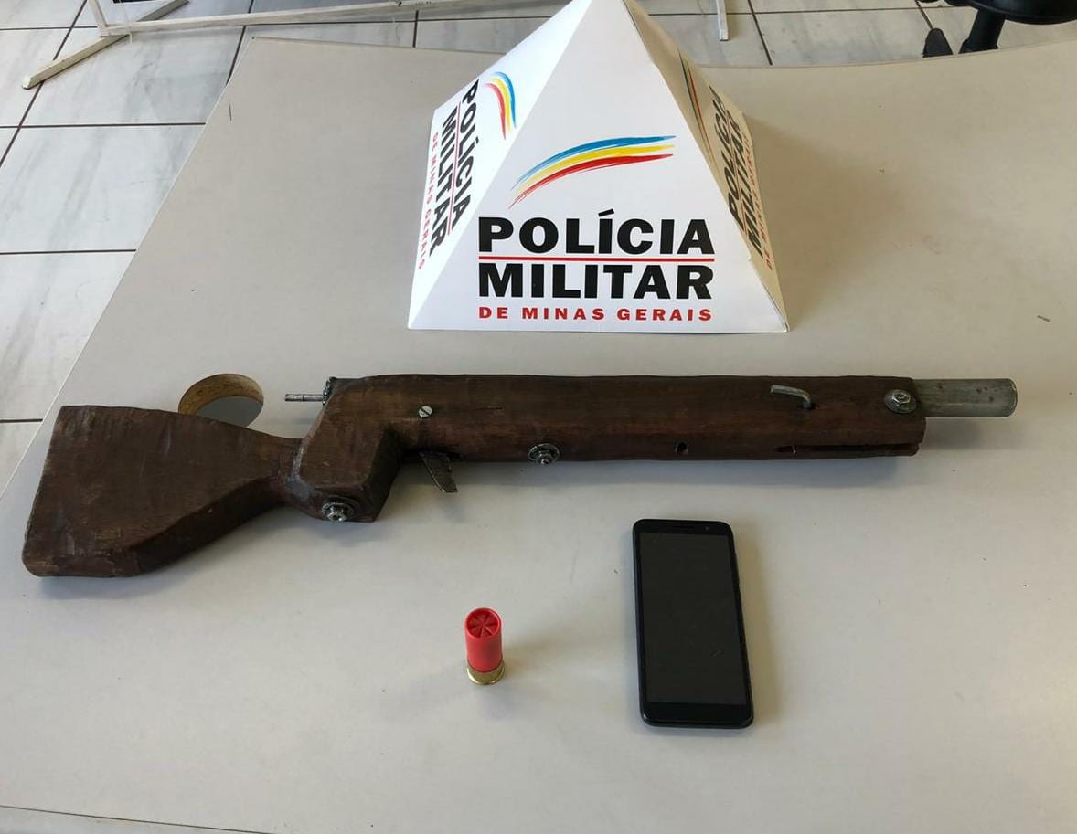 Homem é preso ao ser flagrado com arma de fabricação caseira em Itabira