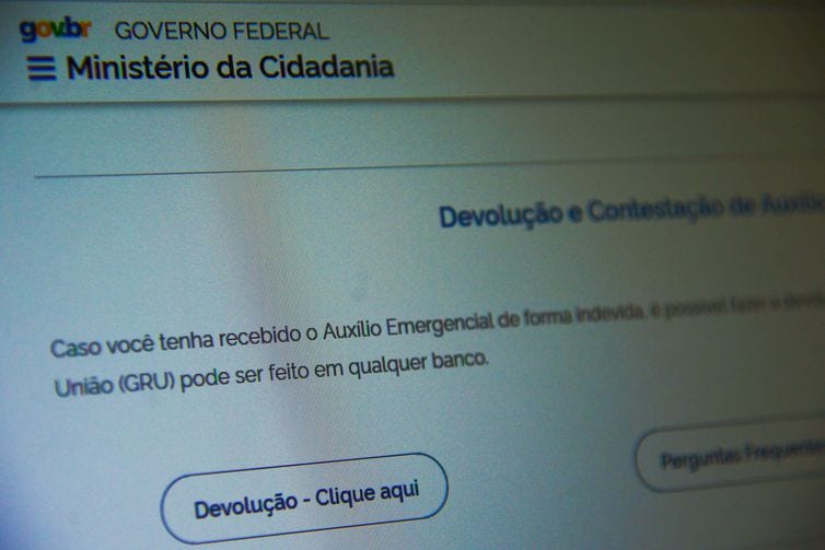 Saiba como devolver auxílio emergencial recebido indevidamente