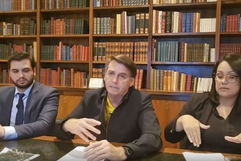 Bolsonaro confirma mais duas parcelas do auxílio emergencial