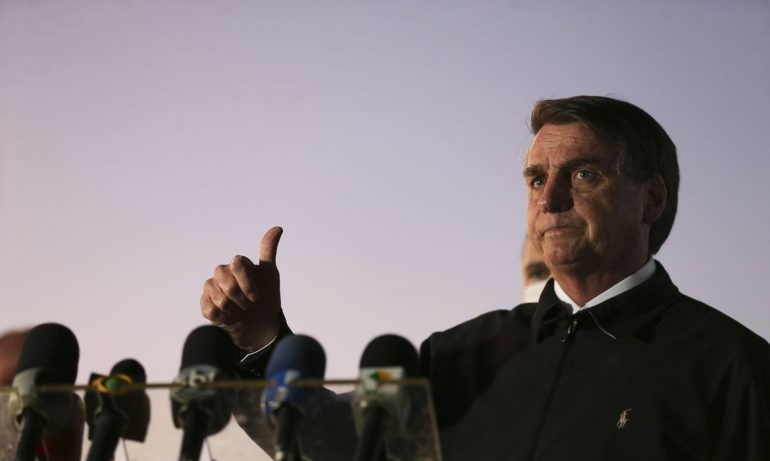 Após intenso debate, homenagem a Bolsonaro pelo trabalho contra o coronavírus é rejeitada