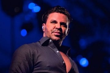 Eduardo Costa causa polêmica após declarar que cachaça combate o coronavírus
