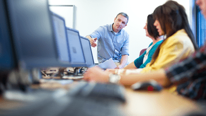 Empresa abre vaga para instrutor de informática em Itabira