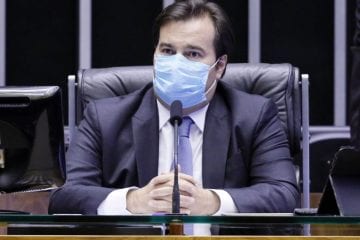 Maia diz que acordo para adiamento das eleições ainda está longe