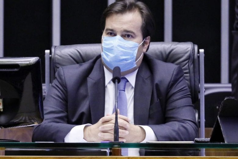Maia diz que acordo para adiamento das eleições ainda está longe