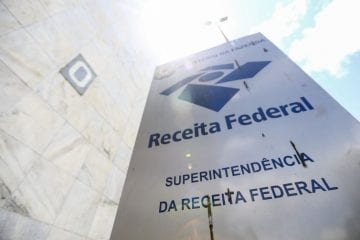 Pandemia faz arrecadação cair 32,9% em maio, fechando em R$ 77,4 bi