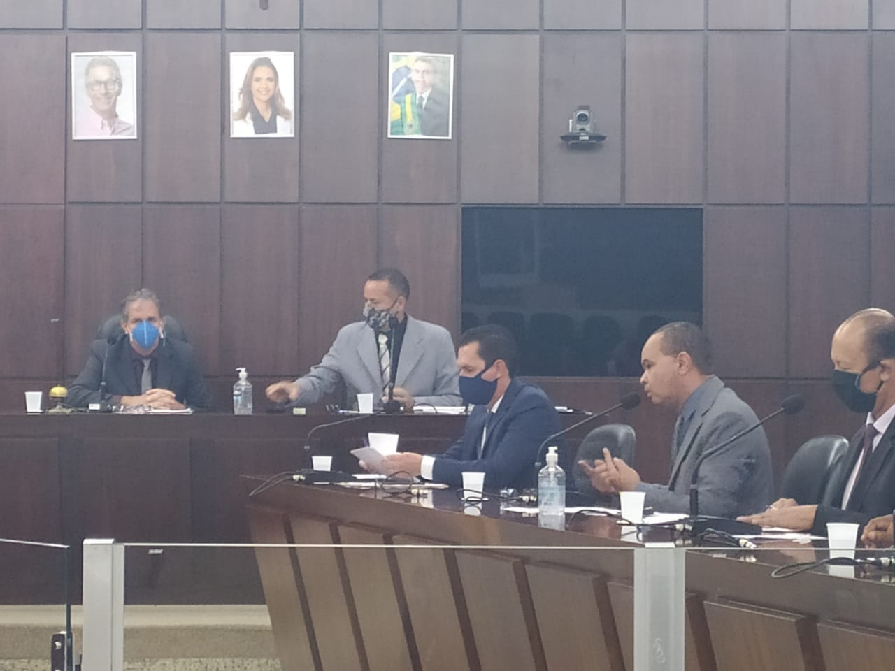 Vereador cobra testagem em massa na Câmara de Monlevade