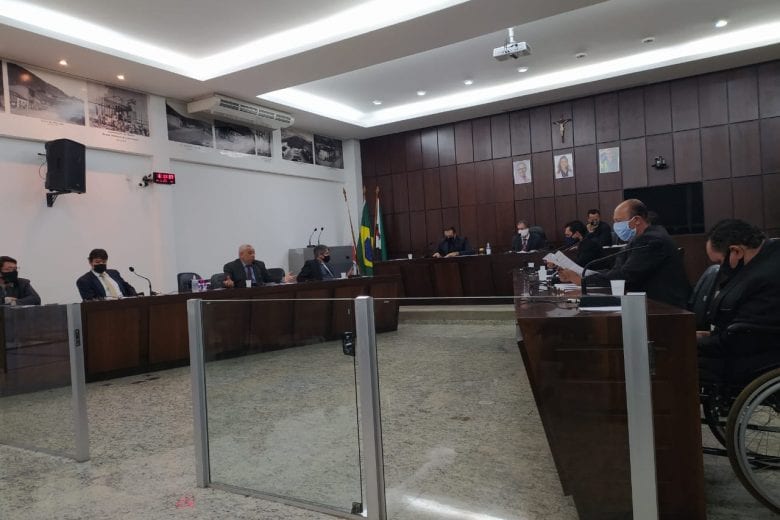 Vereadores divergem sobre horário das reuniões da Câmara de Monlevade