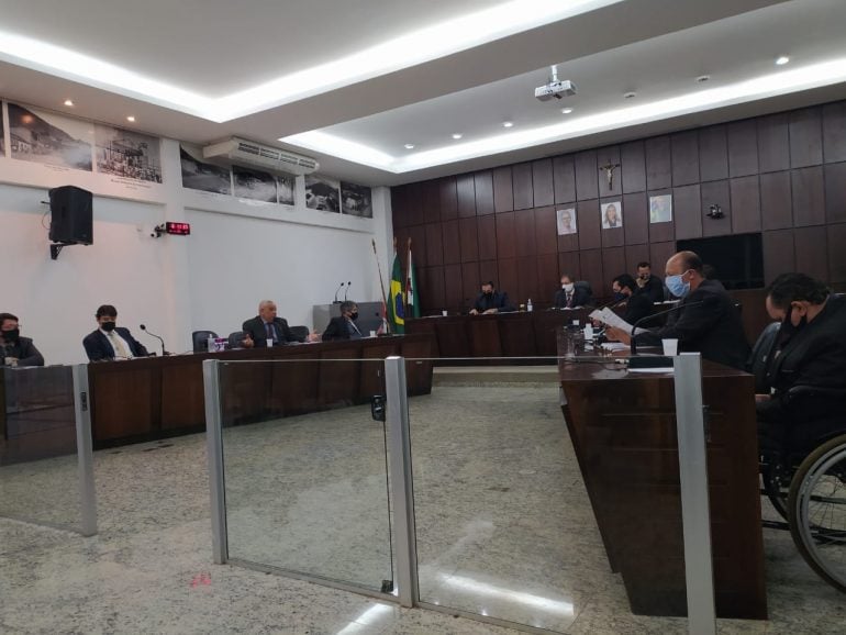 Vereadores divergem sobre horário das reuniões da Câmara de Monlevade