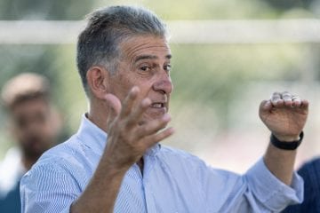 Diretor do Cruzeiro vê mudança no ‘perfil tático’ dos jogos com nova regra e admite reavaliar tamanho do elenco