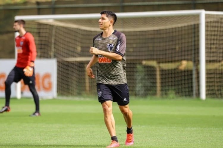 Savarino elogia companheiros do Atlético e revela ajuda no processo de adaptação
