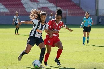Presidente do Atlético garante esforços para retorno dos treinos da equipe feminina