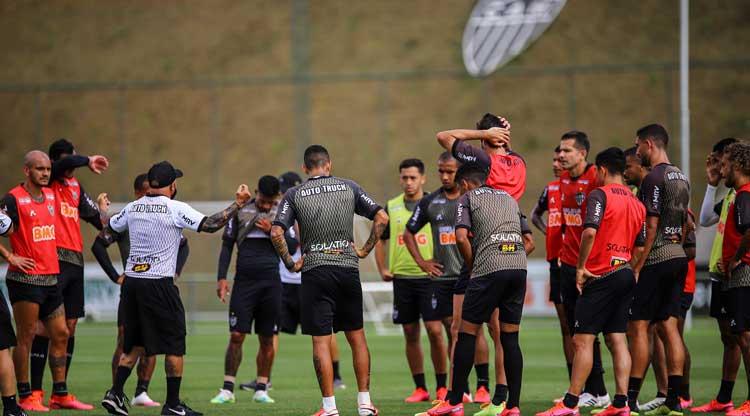 Mesmo reforçado, elenco do Atlético vale menos da metade de Flamengo e Palmeiras