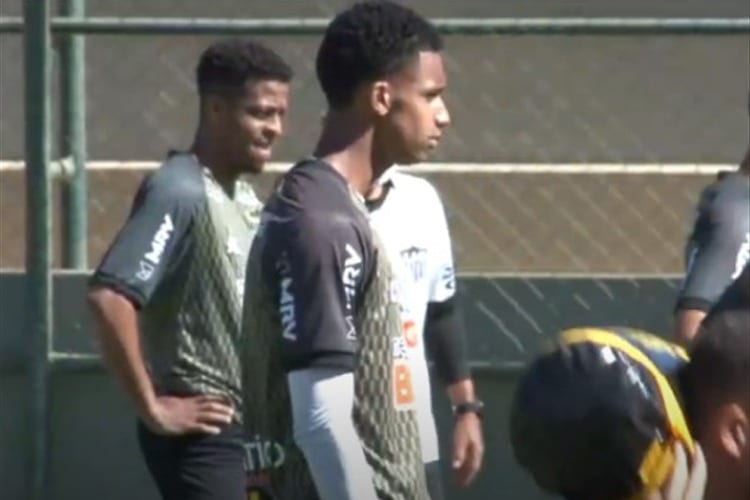 Keno, do Atlético, faz primeiro treino e será apresentado nesta sexta-feira