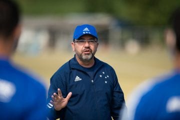 Torcedores do Cruzeiro poderão fazer perguntas a Enderson em live