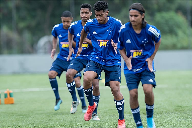 De olho no Brasileiro Sub-20, Cruzeiro prepara protocolo para retorno de atividades da base