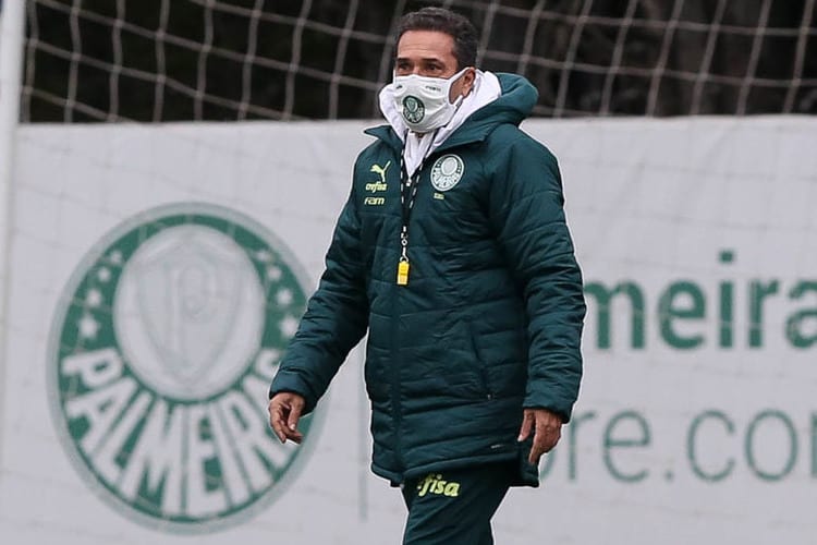 Luxemburgo volta ao Palmeiras após se recuperar do novo coronavírus
